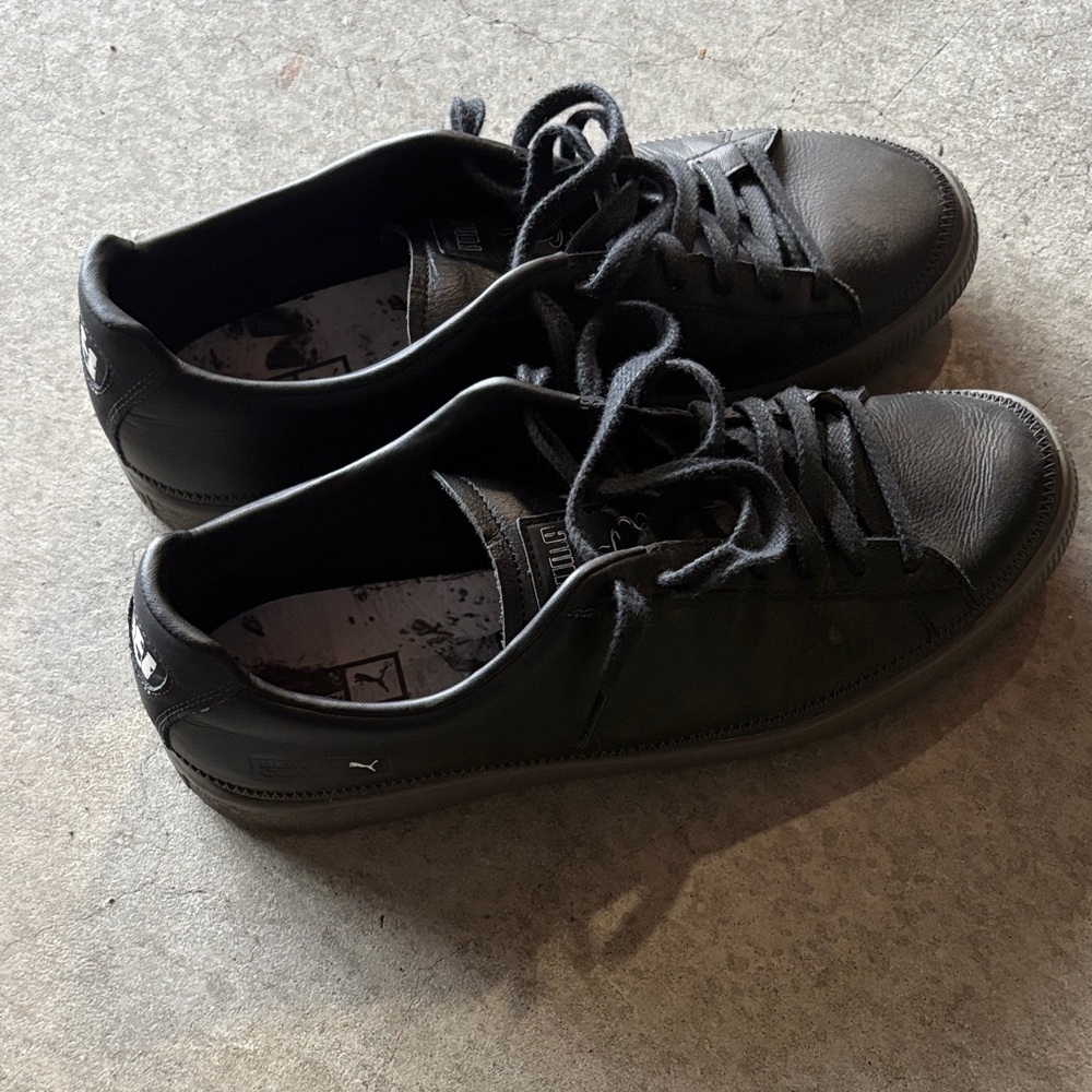 Puma Men's Classic Black Sneakers